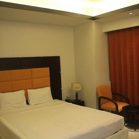 Orchid Business Hotel จิตตะกอง ภายนอก รูปภาพ
