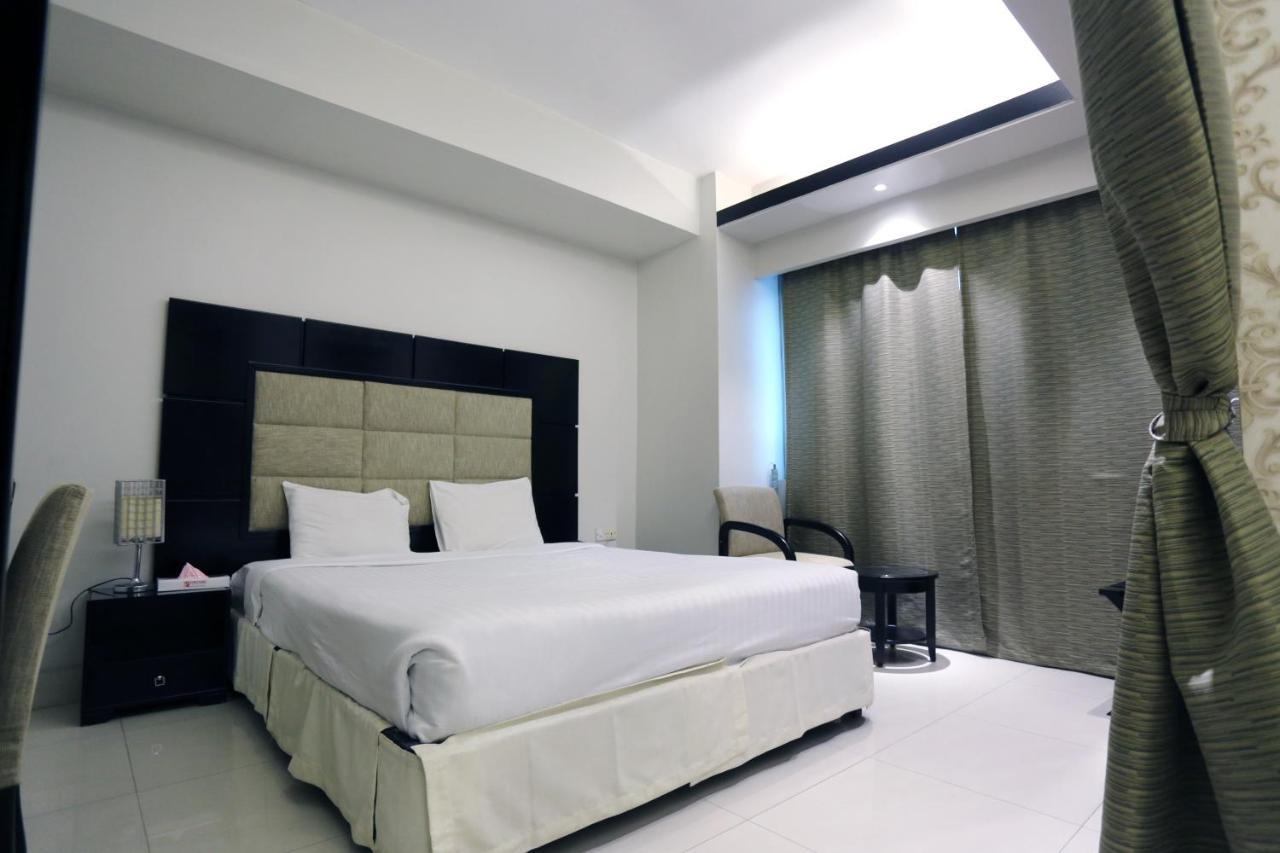 Orchid Business Hotel จิตตะกอง ภายนอก รูปภาพ